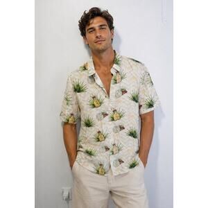 PATRON Tan White Tequila Bottle Pineapple Print Hawaiian Button Up Mens sz XL